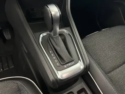 Photo 52 Renault Captur  E-Tech full hybrid 145