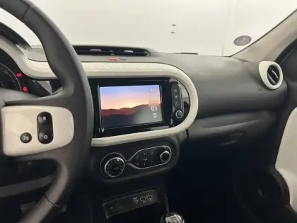 Photo 60 Renault Twingo Gén. III (C07) Ph2 NG Equilibre 5