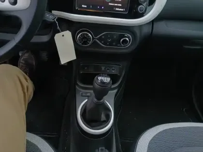 Photo 12 Renault Twingo  III SCe 65