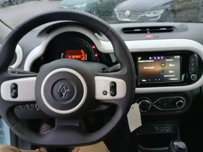 Photo 11 Renault Twingo  III SCe 65