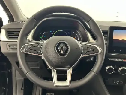 Photo 95 Renault Captur  E-Tech full hybrid 145