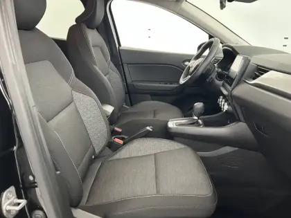 Photo 64 Renault Captur  E-Tech full hybrid 145