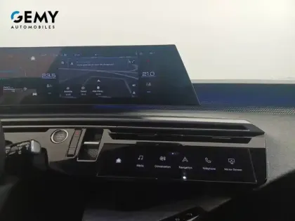 Photo 13 Peugeot 5008  Hybrid 145 e-DCS6