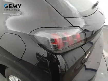 Photo 74 Peugeot 208  BlueHDi 100 S&S BVM6