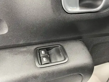 Photo 112 Citroën C3  BlueHDi 100 S&S