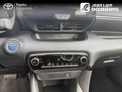 Photo 34 Toyota Yaris  Hybride 116h