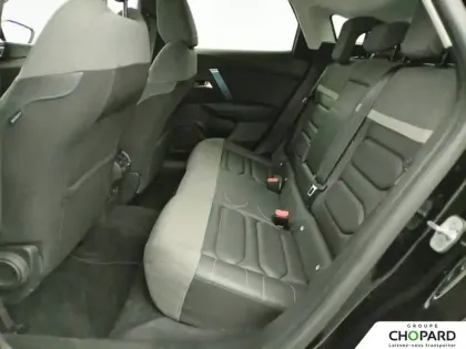 Photo 10 Citroën C4 e- 136 ch Automatique