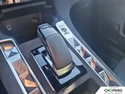 Photo 18 DS Ds 7  Hybride Rechargeable E-Tense 300 EAT8 4x4