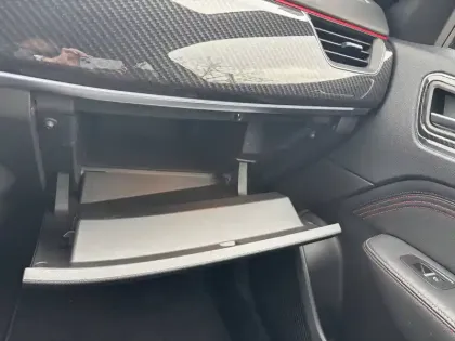 Photo 79 Renault Arkana  E-Tech 145 - 21B