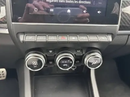 Photo 78 Renault Arkana  E-Tech 145 - 21B