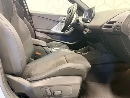 Photo 12 BMW Serie 1 120 170 ch DKG7