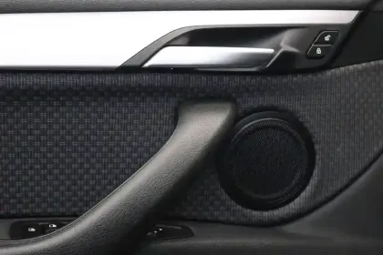 Photo 7 BMW X2  sDrive 18d 150 ch BVA8