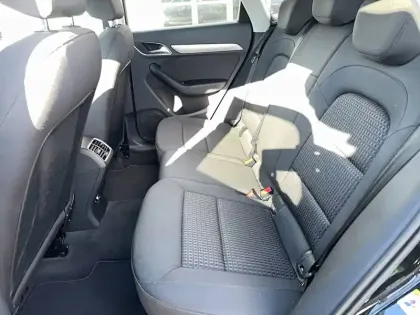 Photo 15 Audi Q3  2.0 TDI 150 ch S tronic 7