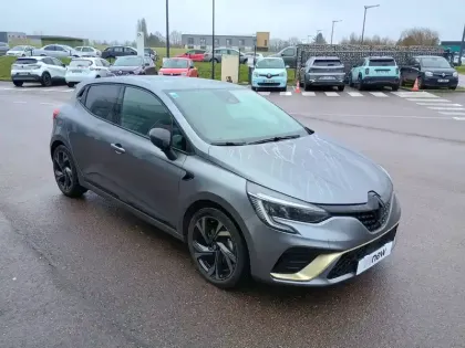 Photo 6 Renault Clio  E-Tech hybride 145