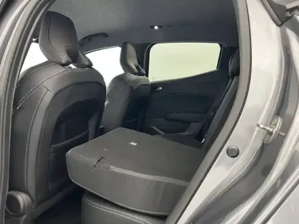 Photo 30 Renault Clio Gén. V (BJA) Ph1 NG E-Tech Engineered 5