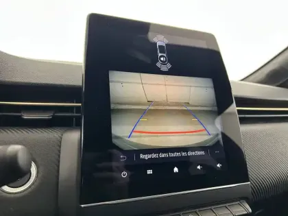 Photo 83 Renault Clio  E-Tech hybride 145