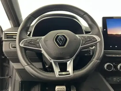 Photo 78 Renault Clio  E-Tech hybride 145