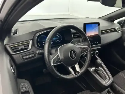 Photo 73 Renault Clio  E-Tech hybride 145