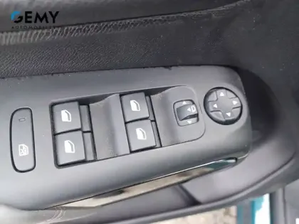 Photo 15 Citroën C5 aircross  Hybride Rechargeable 225 S&S e-EAT8