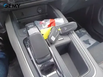 Photo 16 Citroën C5 aircross  Hybride Rechargeable 225 S&S e-EAT8