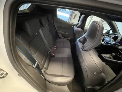 Photo 67 Renault Clio  E-Tech full hybrid 145 GSR2