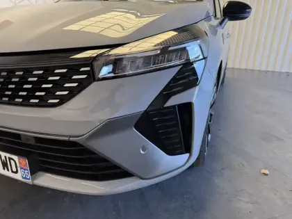 Photo 71 Renault Clio  E-Tech full hybrid 145 GSR2