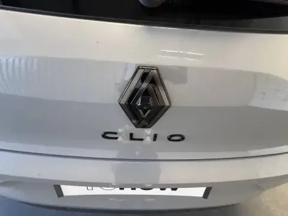 Photo 61 Renault Clio  E-Tech full hybrid 145 GSR2