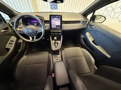 Photo 51 Renault Clio  E-Tech full hybrid 145 GSR2