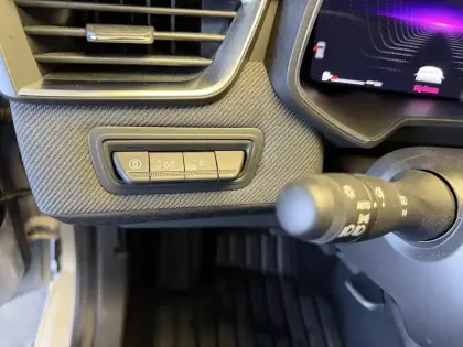 Photo 30 Renault Clio  E-Tech full hybrid 145 GSR2