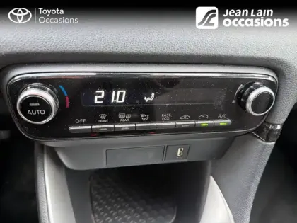 Photo 13 Toyota Yaris  Hybride 116h