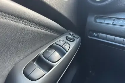 Photo 25 Nissan Juke  HYBRID 143