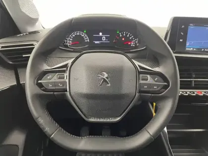 Photo 23 Peugeot 208  PureTech 100 S&S BVM6