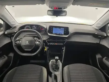 Photo 34 Peugeot 208  PureTech 100 S&S BVM6