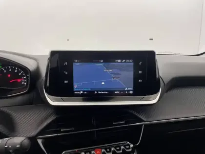 Photo 178 Peugeot 208  PureTech 100 S&S BVM6