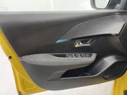 Photo 119 Peugeot 208 Gén. II Ph1 NG Style 5