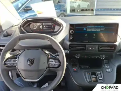 Photo 61 Peugeot Partner  FGN DIESEL 130 CH M AUT