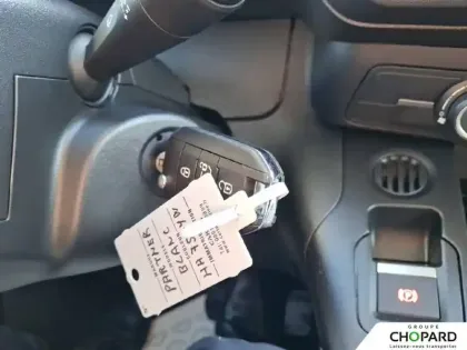 Photo 39 Peugeot Partner  FGN DIESEL 130 CH M AUT