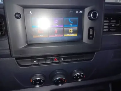 Photo 28 Renault Master  FGN TRAC F3300 L2H2 BLUE DCI 135