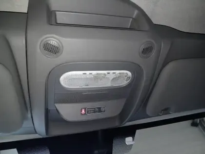 Photo 32 Renault Master  FGN TRAC F3300 L2H2 BLUE DCI 135