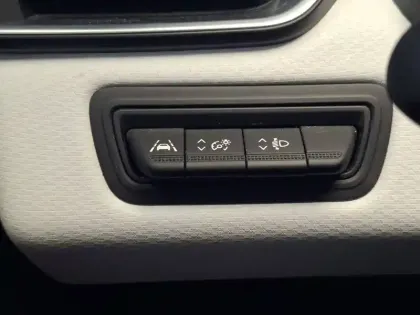 Photo 77 Renault Clio Gén. V (BJA) Ph1 Intens 5