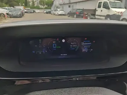 Photo 27 Peugeot 308 Gén. III Ph1 GT 5