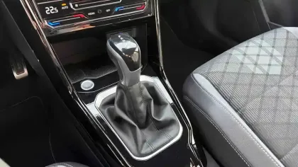 Photo 22 Volkswagen T-roc  1.5 TSI EVO2 150 Start/Stop DSG7