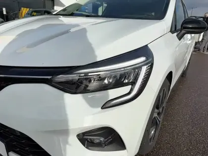 Photo 34 Renault Clio  E-Tech hybride 145