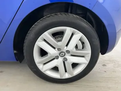 Photo 28 Renault Clio Gén. V (BJA) Ph1 Business 5