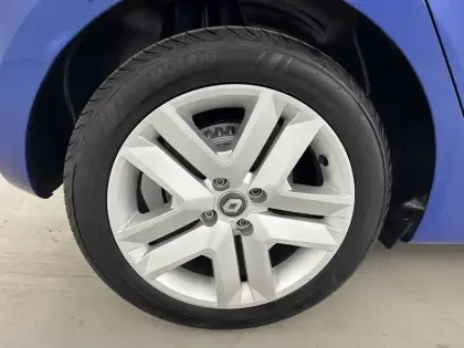 Photo 90 Renault Clio  Blue dCi 100 - 21N