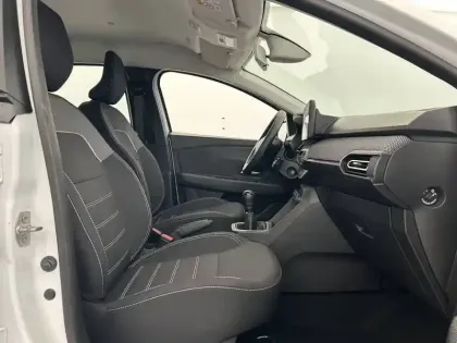 Photo 13 Dacia Sandero  SCe 65