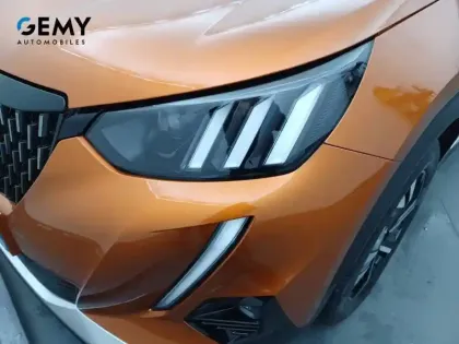 Photo 55 Peugeot 2008  PureTech 130 S&S EAT8