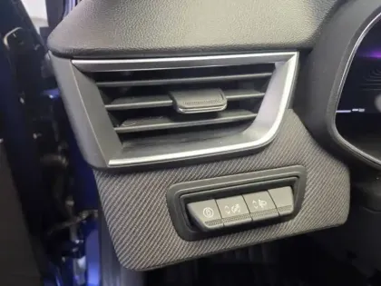 Photo 42 Renault Clio  E-Tech full hybrid 145 GSR2