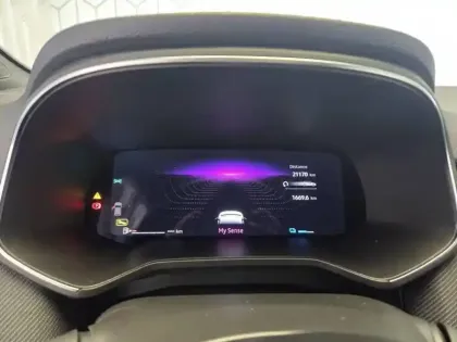 Photo 41 Renault Clio  E-Tech full hybrid 145 GSR2