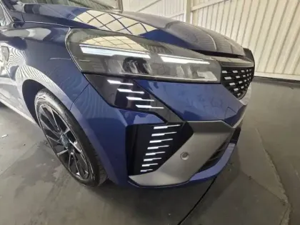 Photo 75 Renault Clio  E-Tech full hybrid 145 GSR2